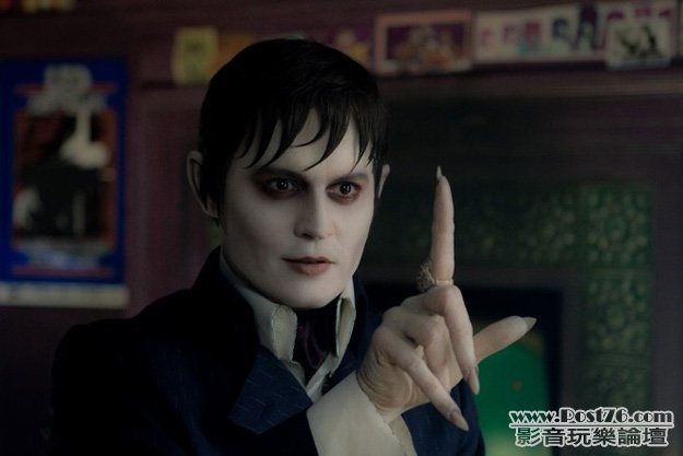 darkshadows_2.jpg