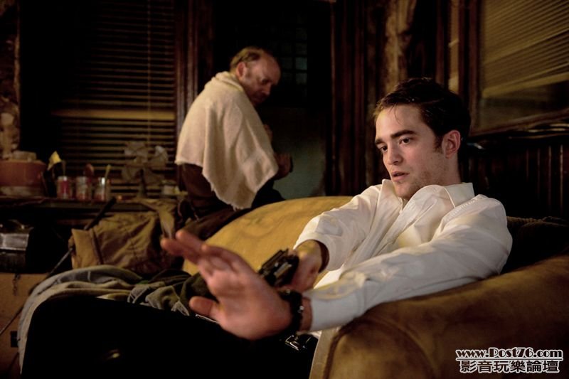 Cosmopolis S2 (4).jpg