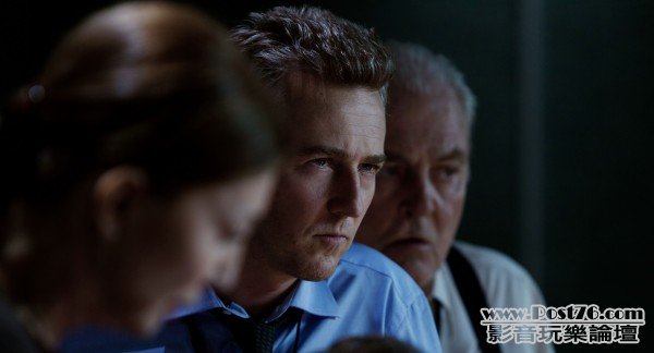 The Bourne Legacy S3.jpg