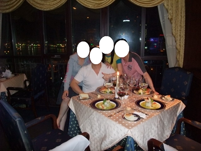 day1-dinner-07.jpg