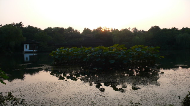 16-lake.jpg