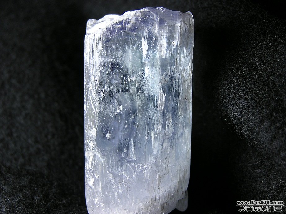 kunzite03bs.jpg