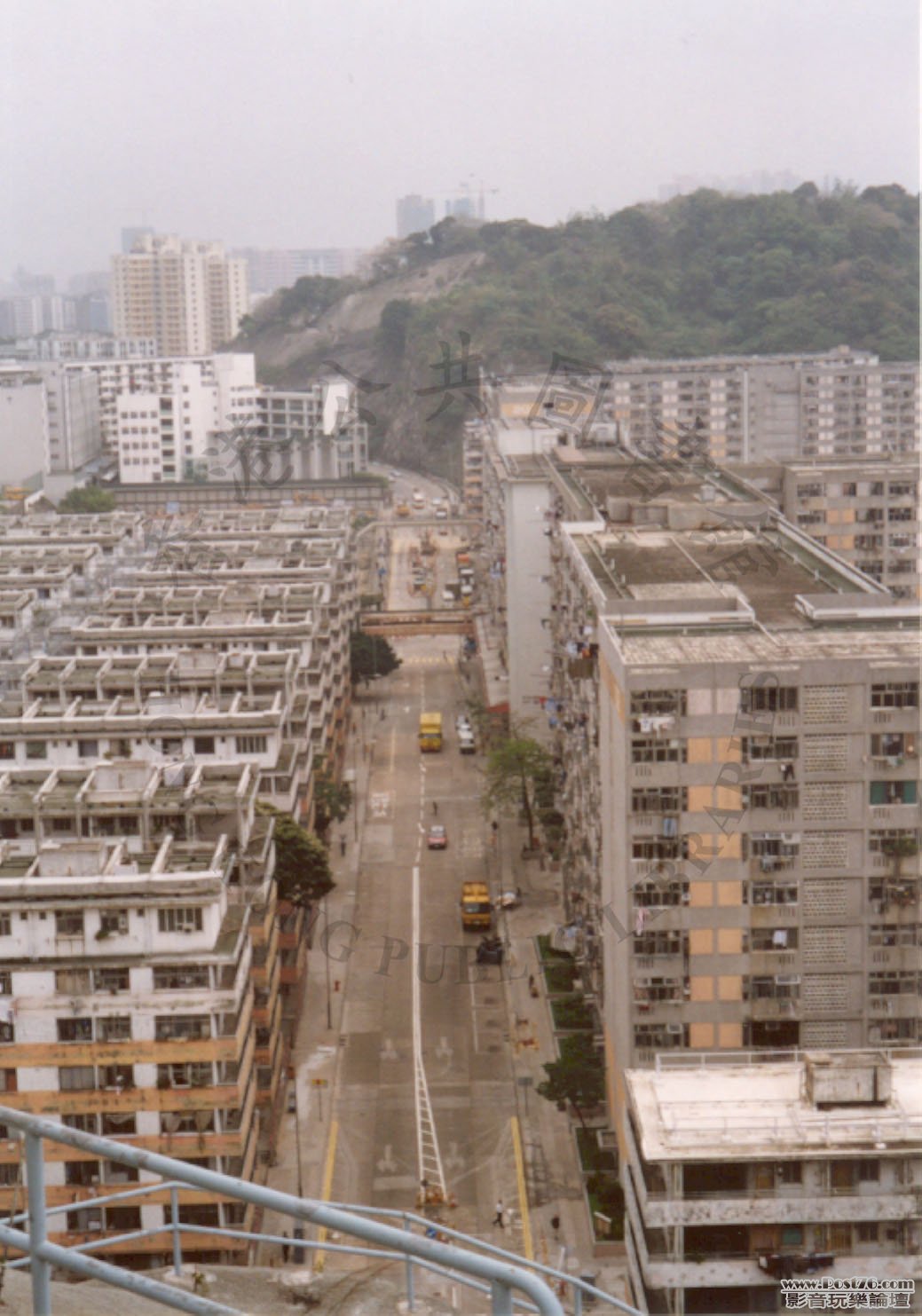 深水埗，石硤尾邨， 中央為窩仔街，2003年.jpg