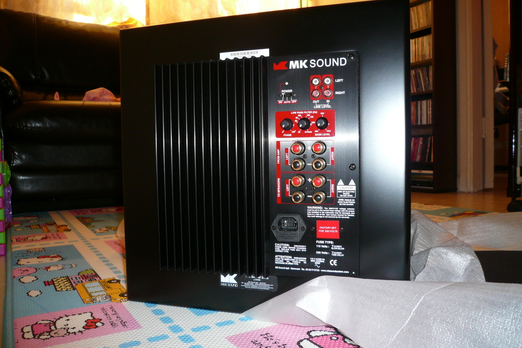 mkwoofer12009005.jpg