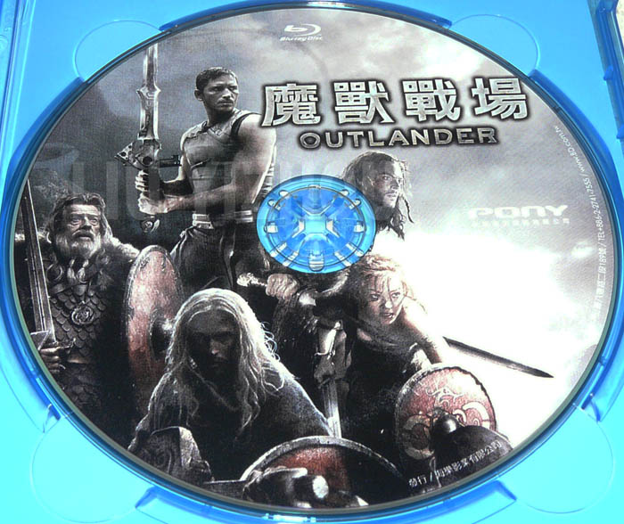 outlanderBD_disc.jpg