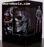 Terminator Salvation: 2-Disc Special Edition + Terminator Skull (dvd)