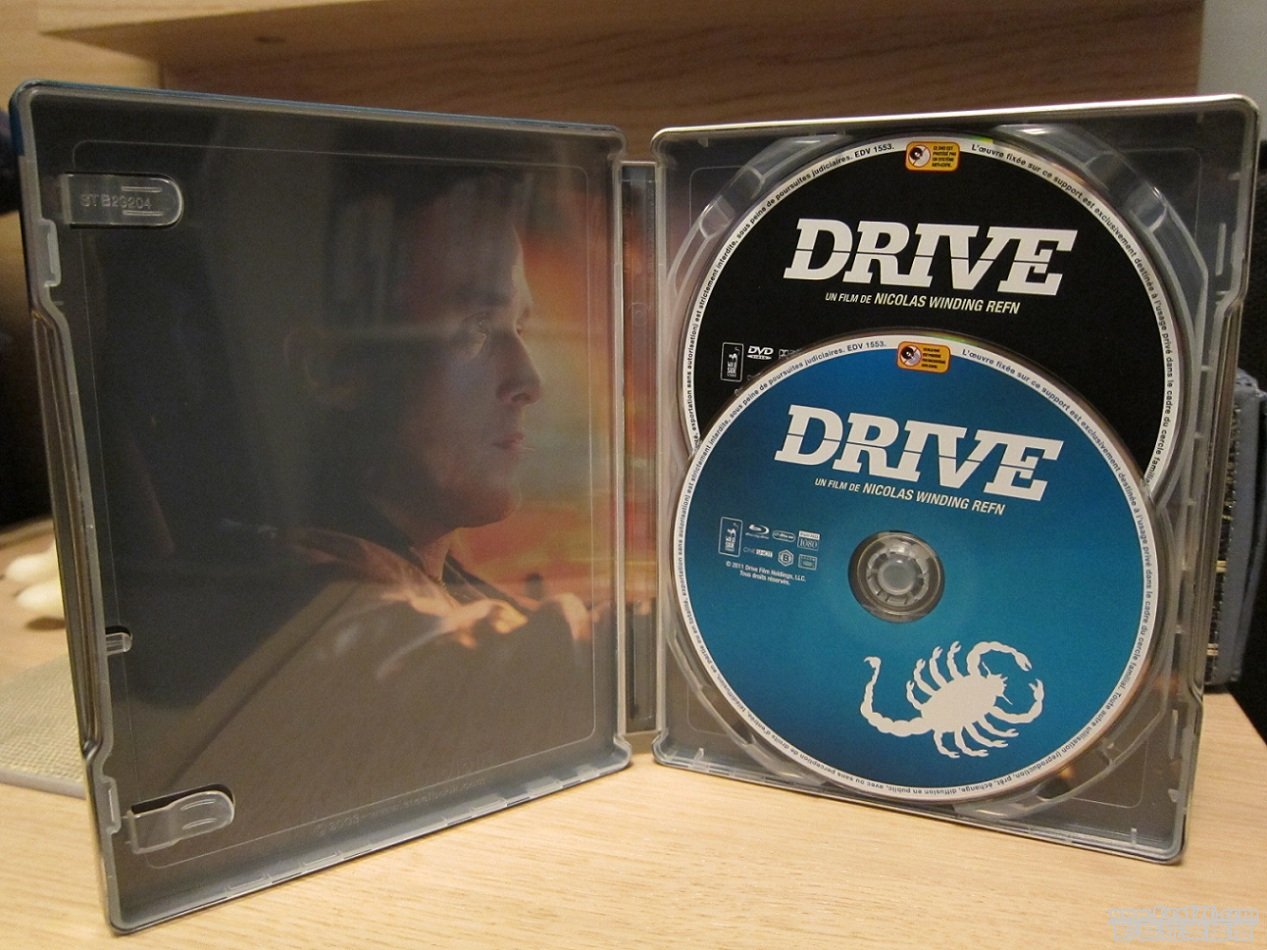 Drive SB Inside 01.JPG