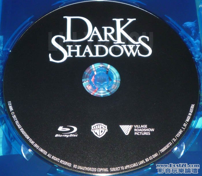 darkshadowsBD_disc.jpg