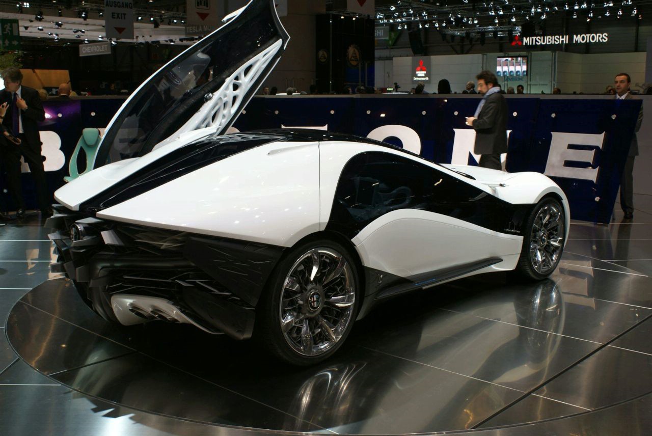 bertone-alfa-romeo-pandion-concept-live-at-geneva-2010-17.jpg