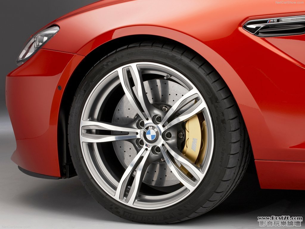 BMW-M6_Coupe_2013_1024x768_wallpaper_0e.jpg