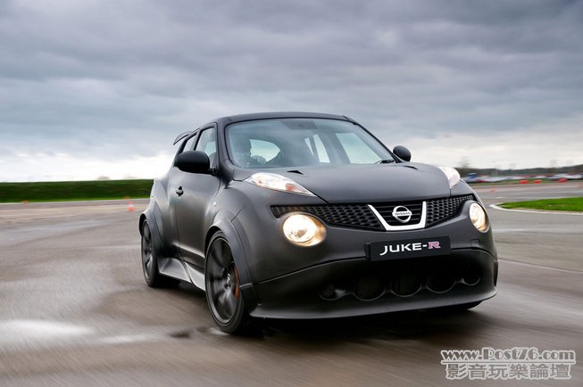 nissan-juke-r_653.jpg