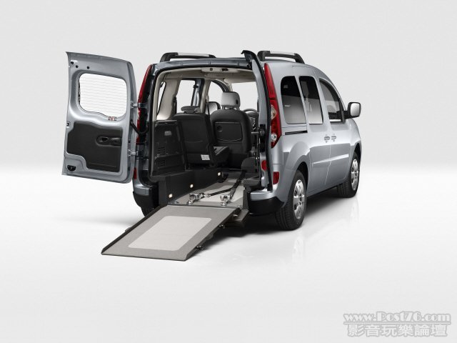 Renault_Kangoo_04.jpg