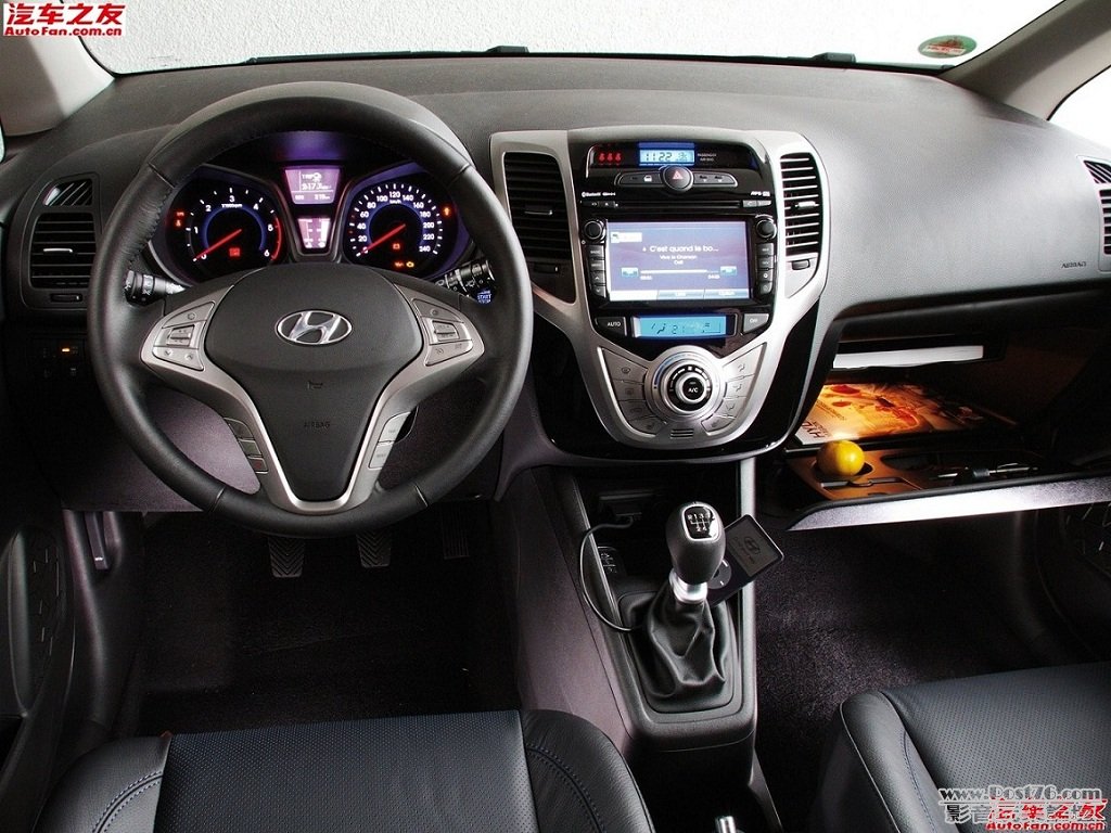 Hyundai_ix20_04.jpg