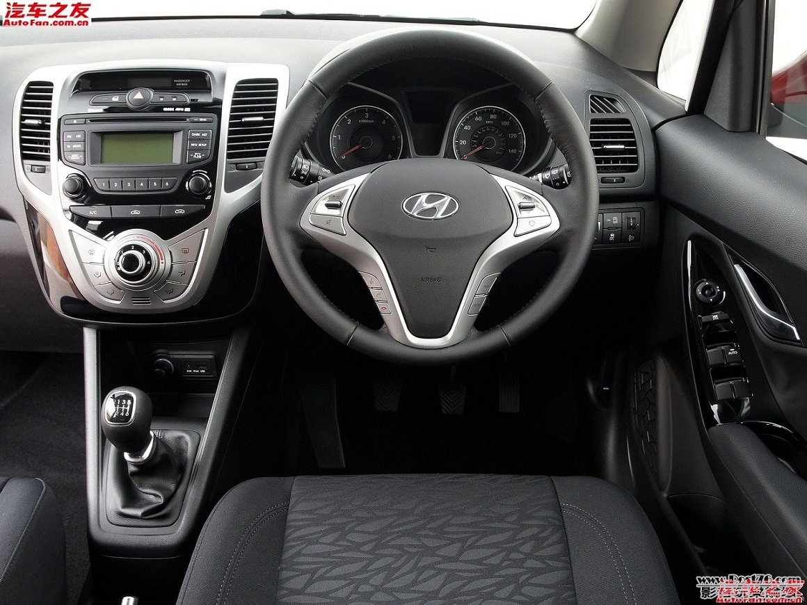 Hyundai_ix20_03.jpg