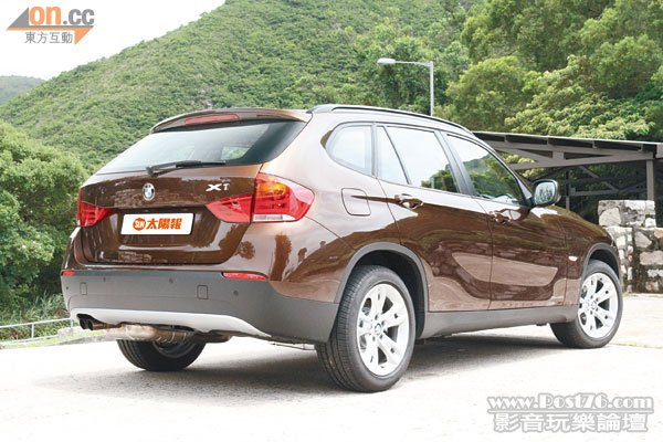 BMW _X1 sDrive20iA_11.jpg