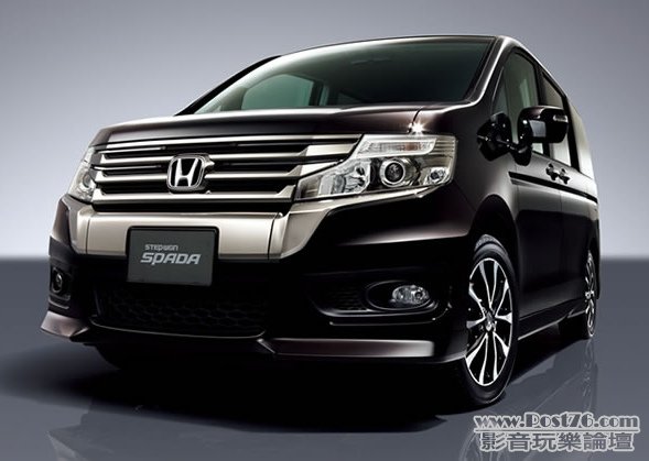 2013_Honda_Stepwgn_Spada_14.jpg