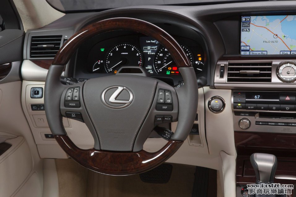 112013lexusls460l.jpg