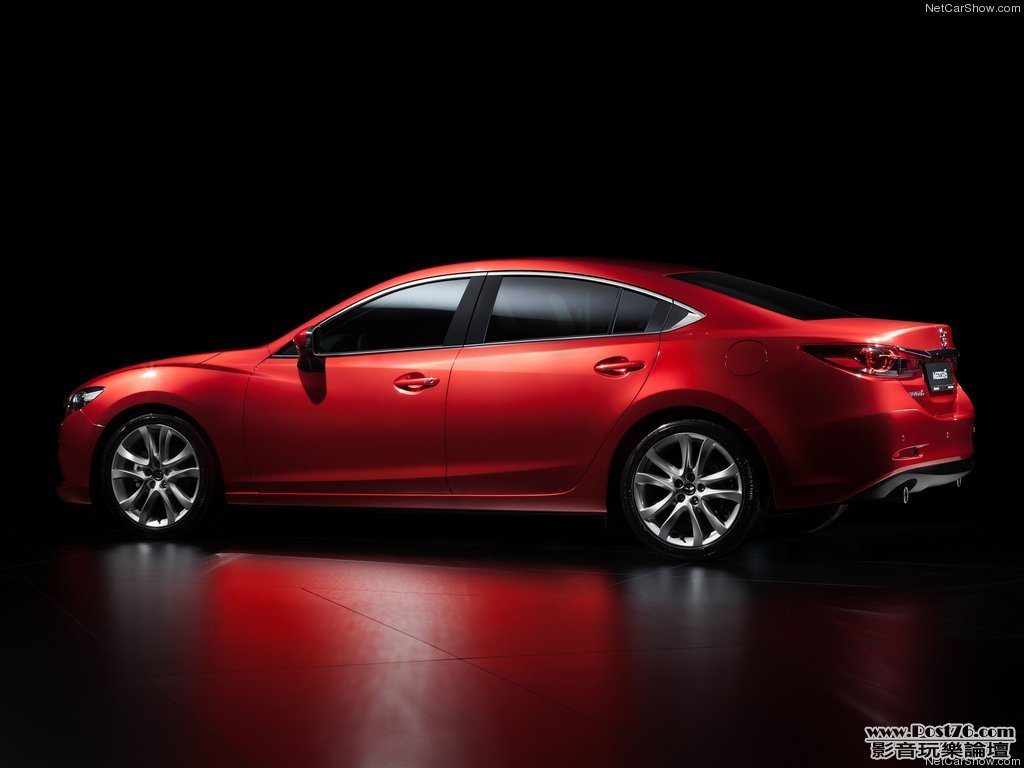 Mazda-6_Sedan_2013_1024x768_wallpaper_0b.jpg