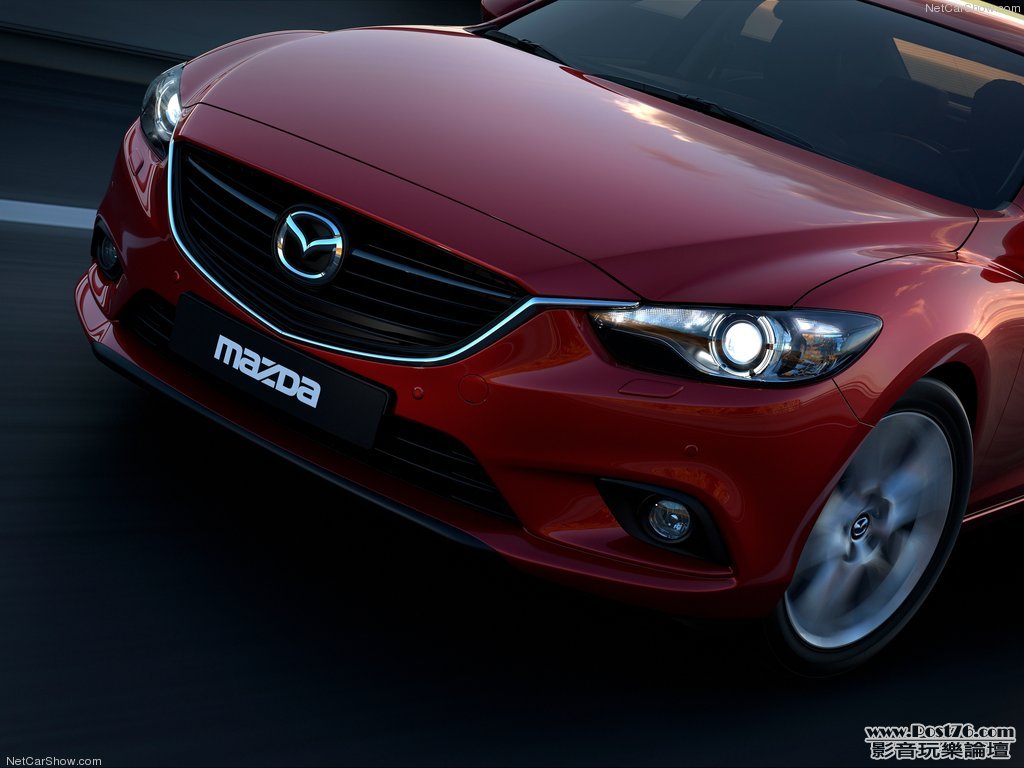 Mazda-6_Sedan_2013_1024x768_wallpaper_19.jpg