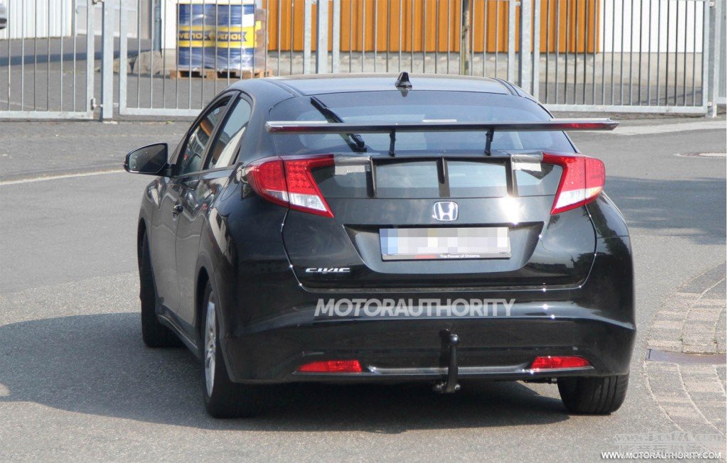 2013_Honda_Civic_Type_R_07.jpg