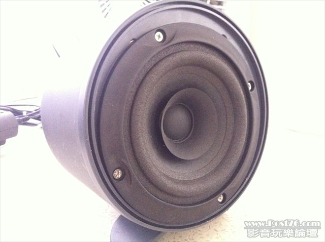 Yamaha Speaker 002.jpg