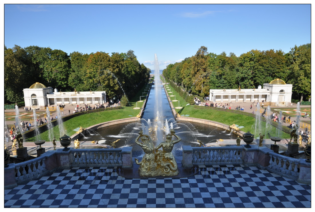 Peterhof Palace_21.jpg