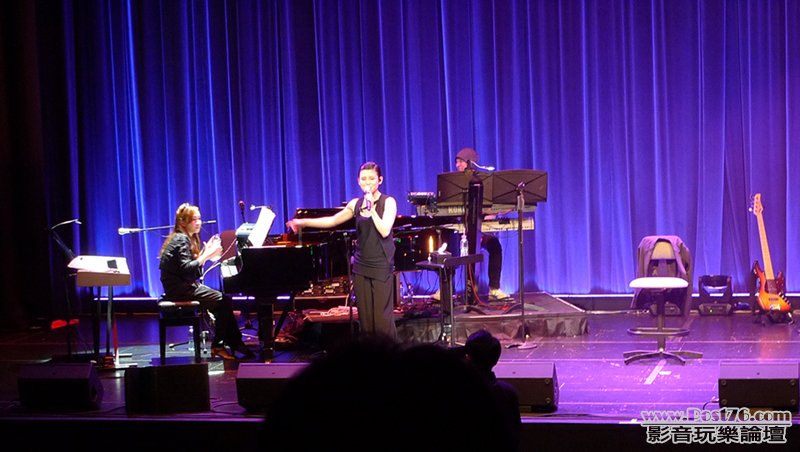 P1020367_mod.jpg