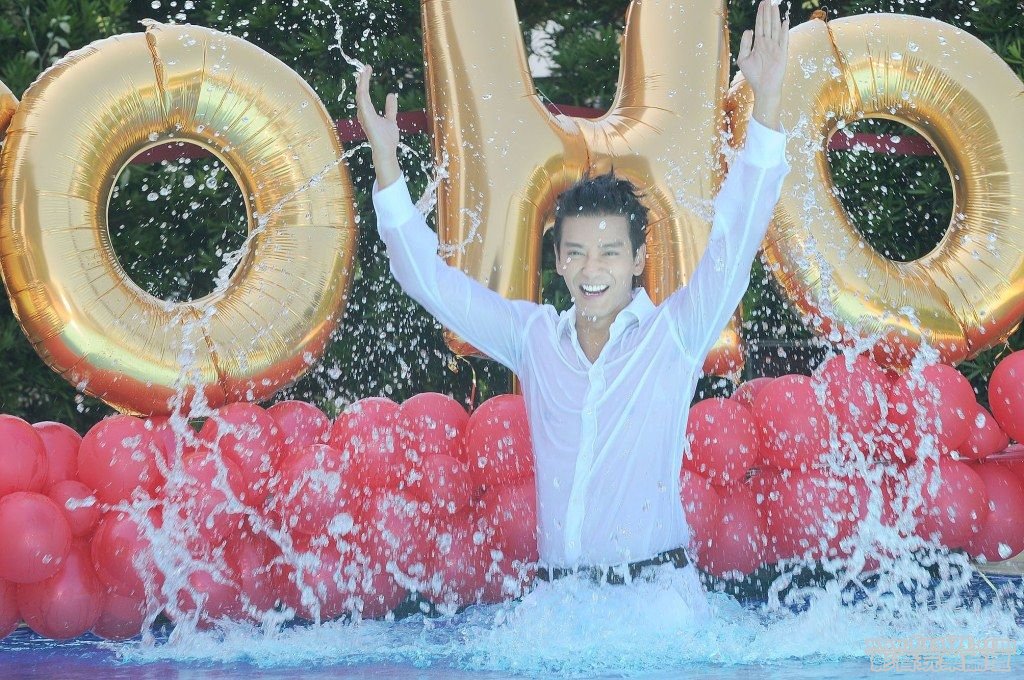 陳曉東 SO HOT 5.jpg