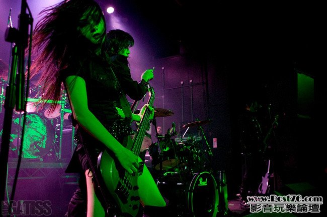 doris-yeh-of-chthonic-live-at-manchester-academy-2-6469.jpg