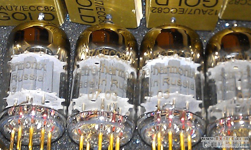 EH 12AU7金腳有四枝每枝$150