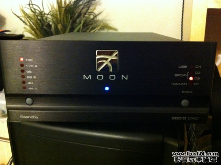 moon.jpg