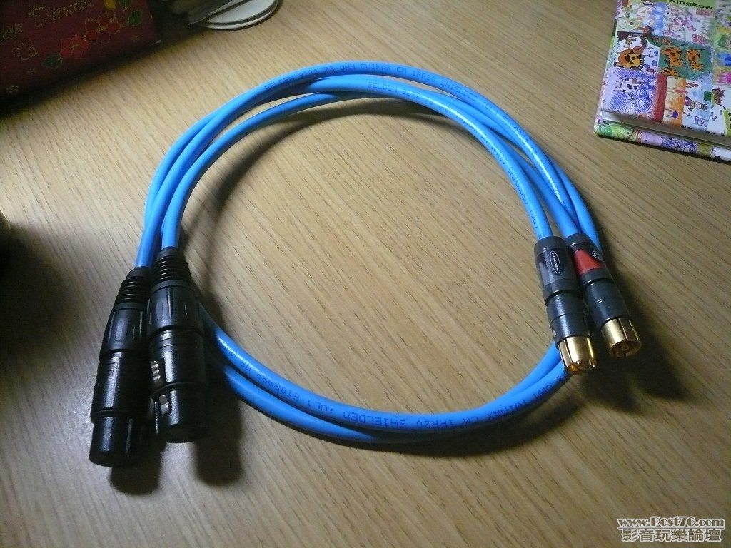 XLR > RCA