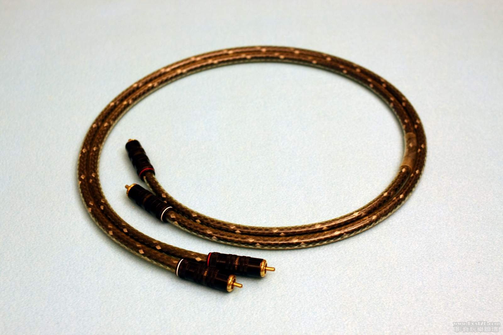 Straight Virtuoso RCA_1.JPG