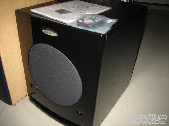 Velodyne CHT-8R Black 003.JPG