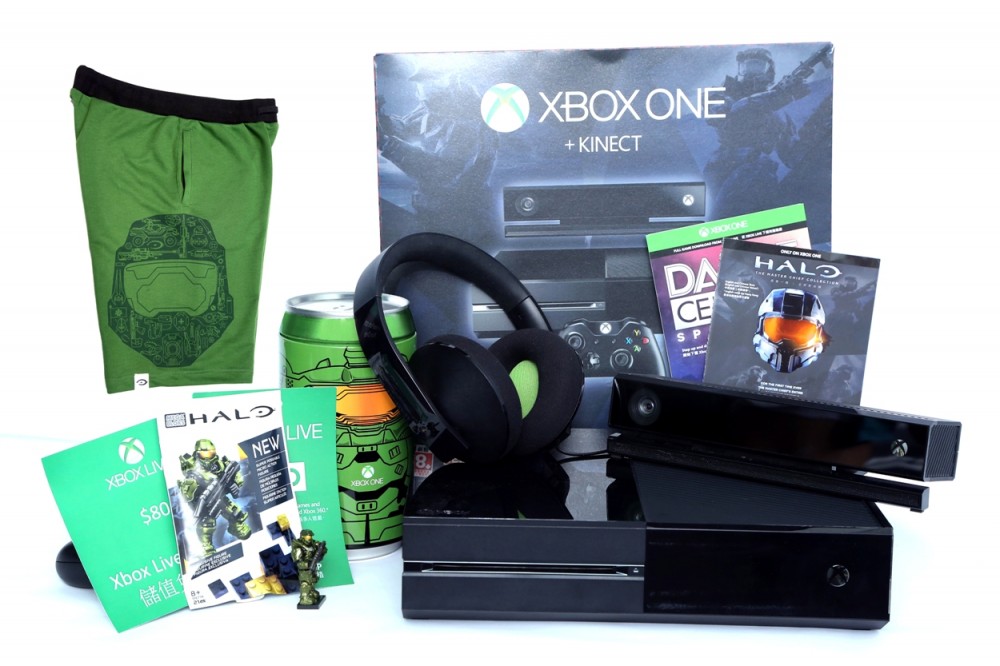 Xbox One HaloTMCC console bundle_Full Set_1