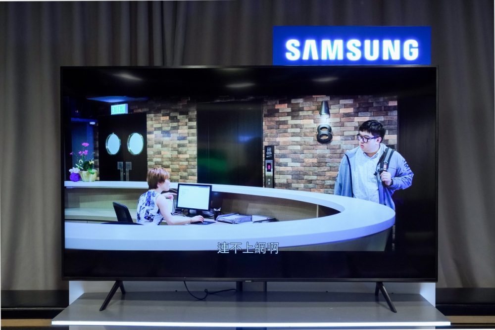 之前有睇過 Samsung QLED 8K Q900R 電視圖文報道的版友，相信都對 Q900R 的規格及特色功能有相當認識。爲讓大家可親身體驗到 Q900R 的真實效果，並深化大家對 8K 電視發展的認知，我地就率先在 5 月初為大家爭取了一場 8K 電視體驗活動。一如既往，大家可在會上利用 4K 影碟、串流平臺、電視盒子等訊源作即時實試外，我地更邀請了人稱「色魔」的 Calman 色準專家 Anthony 為大家詳盡講解 Q900R 的「驗身報告」結果。至於小瑟大王更即場同大家分享了 入手 8K 電視 6  大錦囊，等大家在選購新電視時有個基本的小概念。